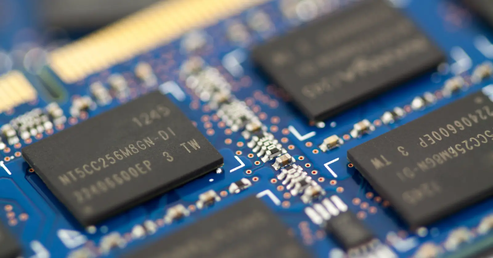 HBM 관련주 정리: 삼성전자·SK하이닉스·미국 주식까지 한눈에 4 미국 HBM 관련주: Micron Technology(MU)