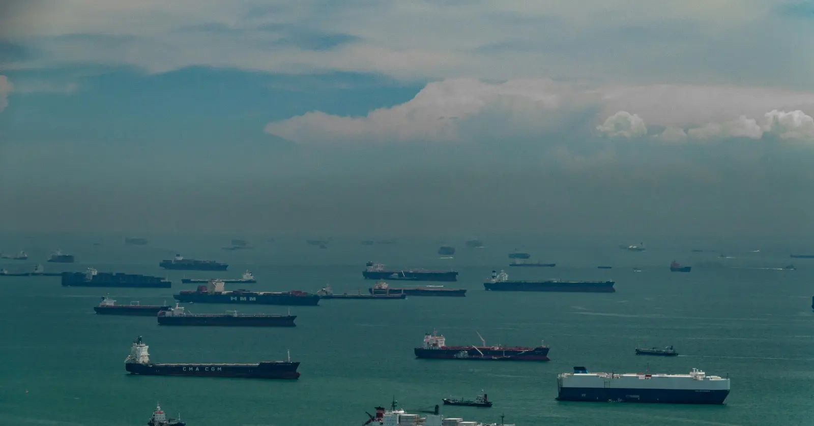 2026년 해운 관련주 전망 및 HMM 팬오션 실적 분석을 통한 투자 가이드 1 해운 관련주 시장의 현재 상황과 글로벌 공급망의 구조적 변화